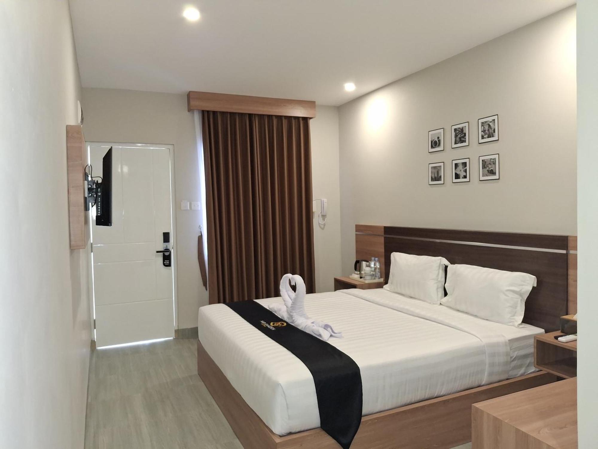 Nio Garden Hotel Sumbawa Экстерьер фото
