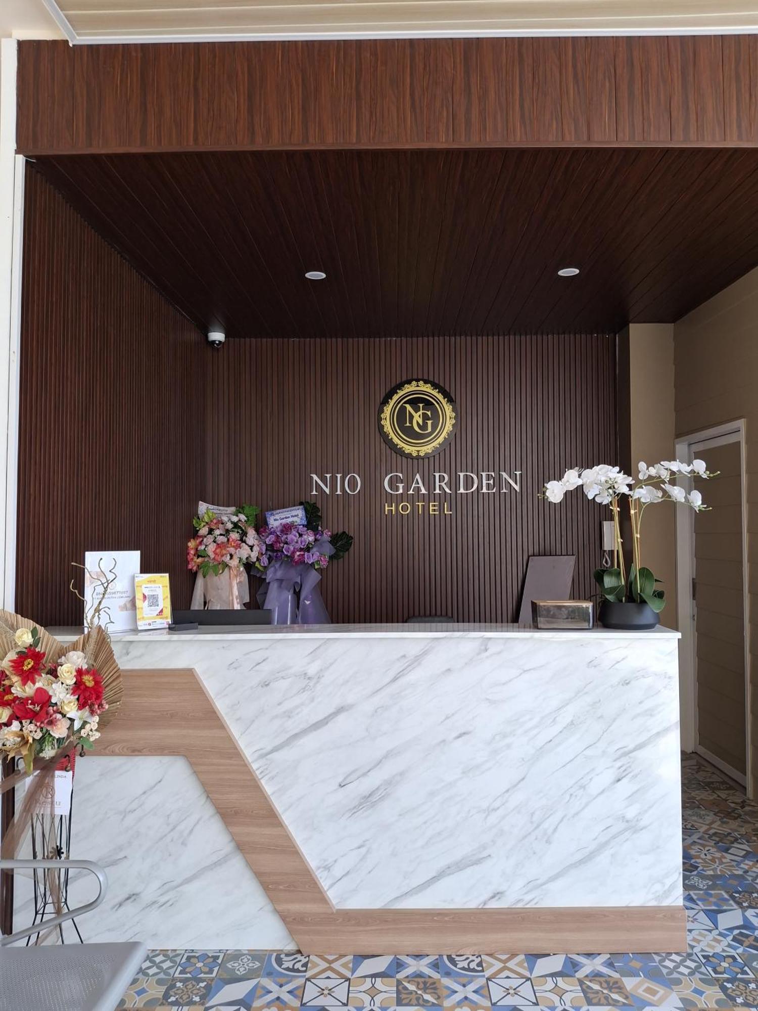Nio Garden Hotel Sumbawa Экстерьер фото